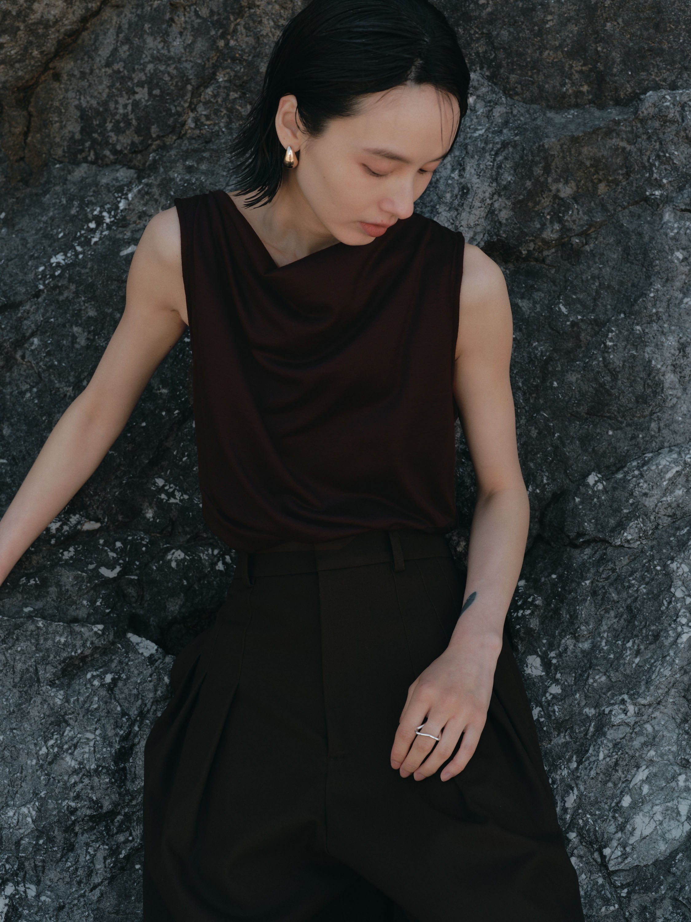 Drape Wool Sleeveless Tops(Burgundy)