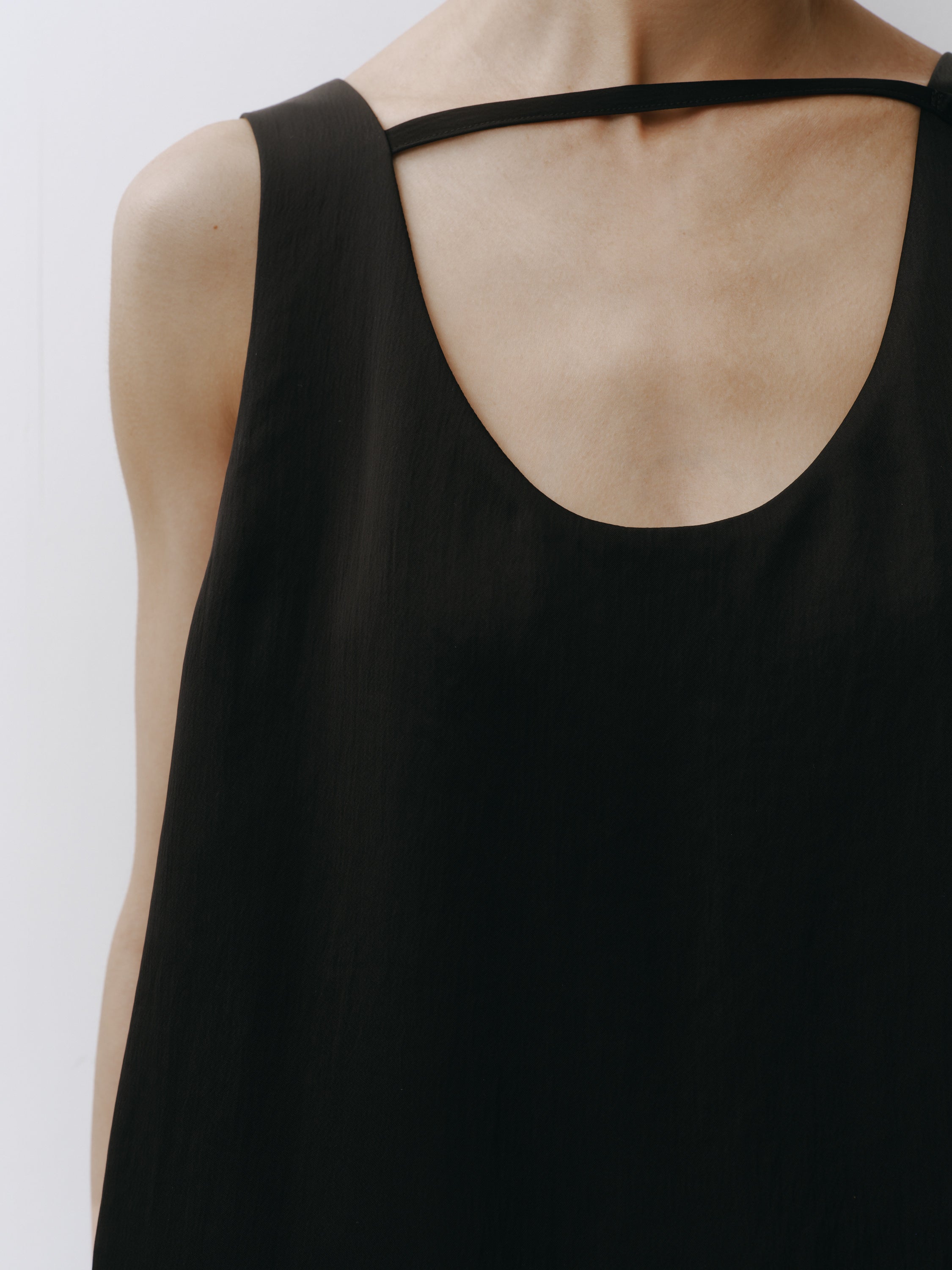 Triacetate Wool Hem Sheer Dress (Black)