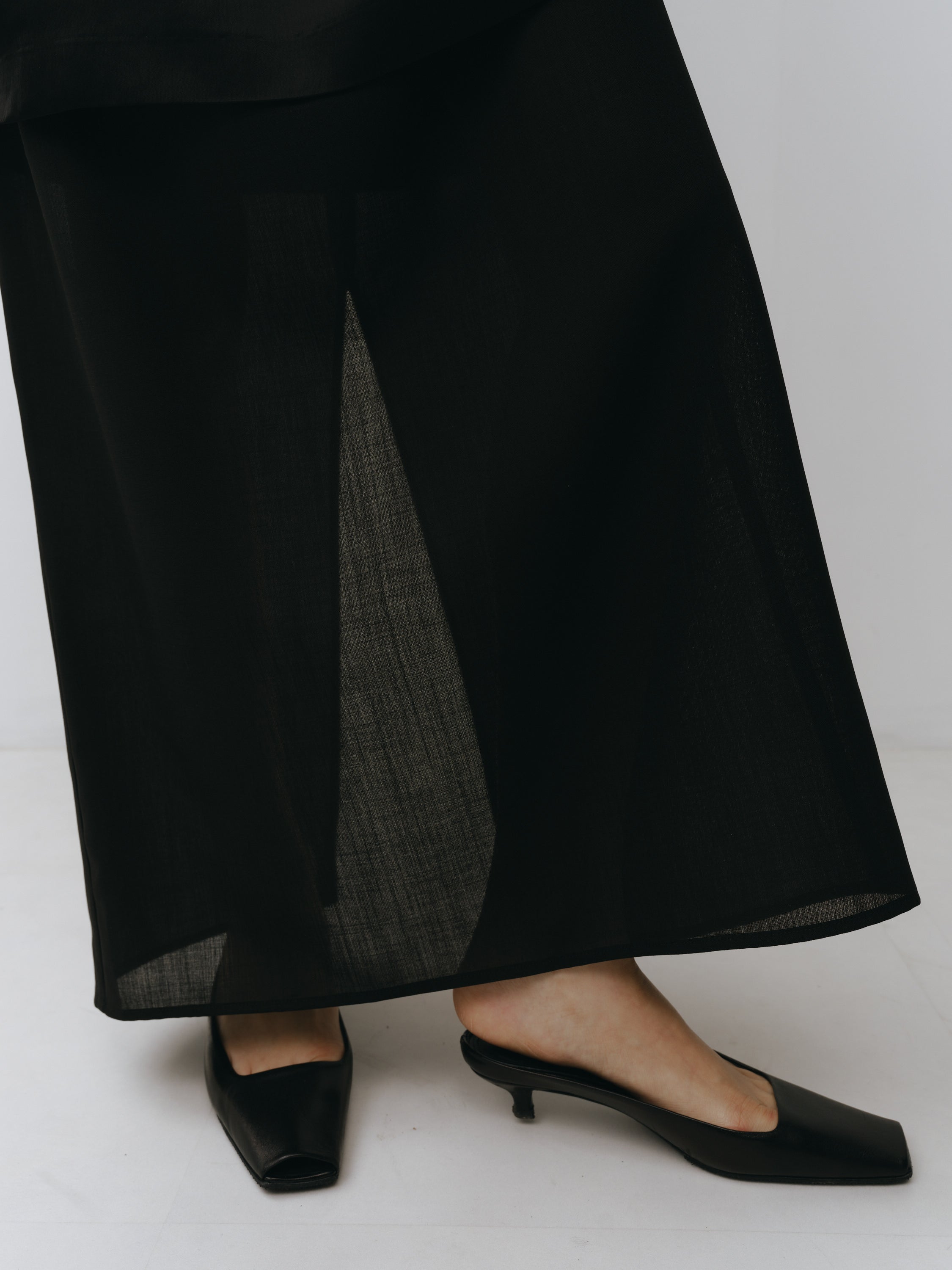 Triacetate Wool Hem Sheer Dress (Black)