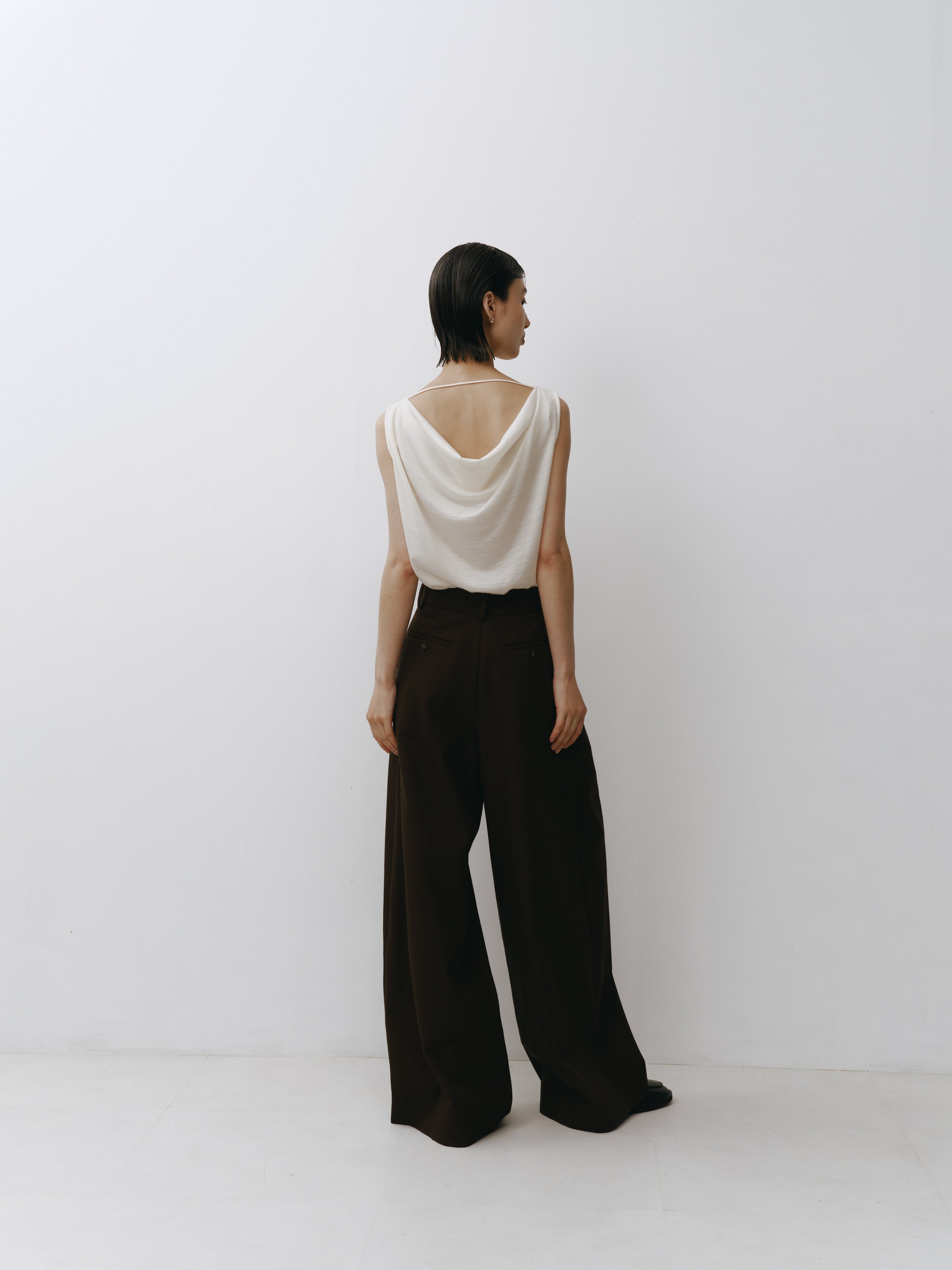 Drape Wool Sleeveless Tops(Ivory)