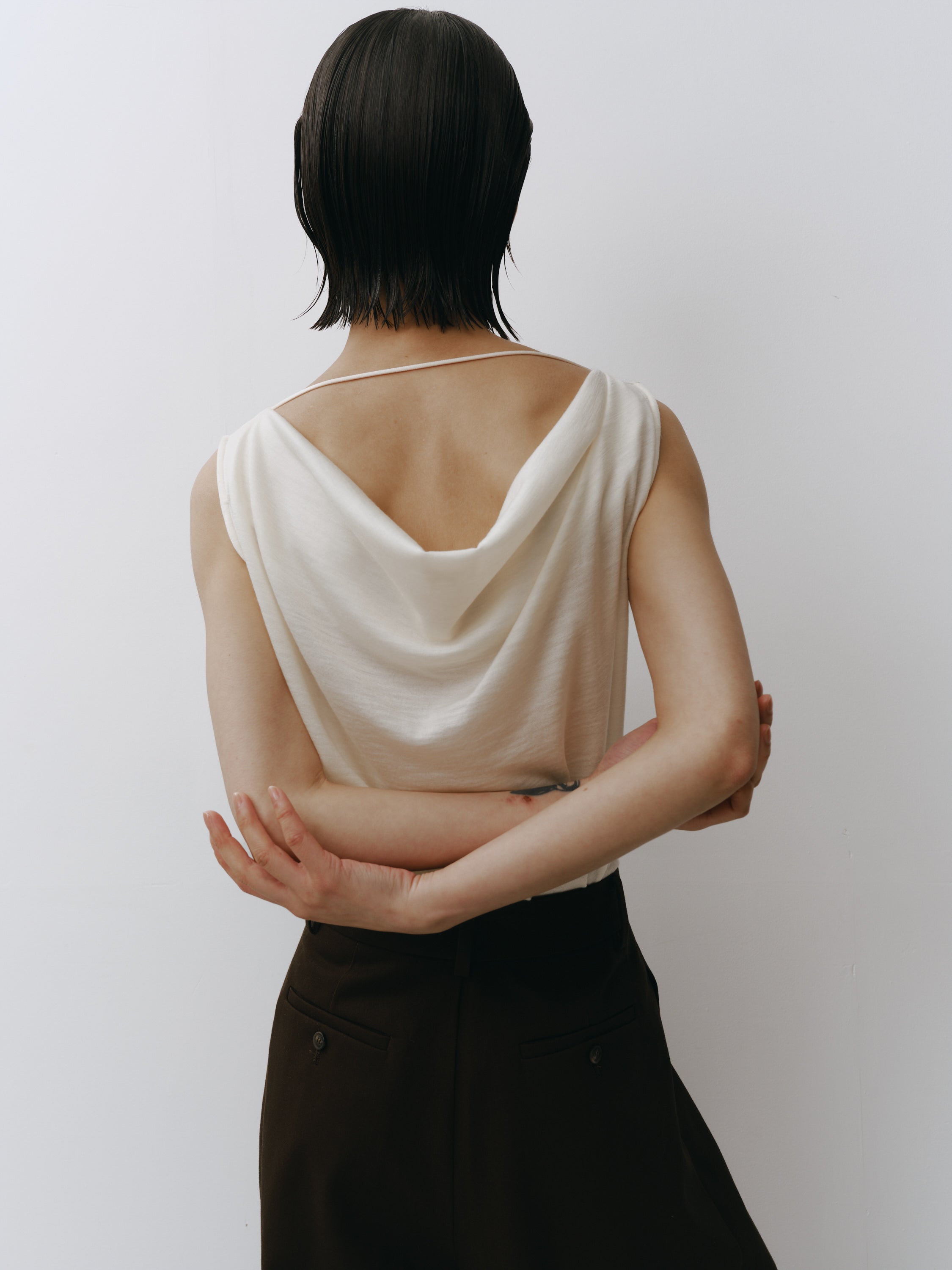 Drape Wool Sleeveless Tops(Ivory)