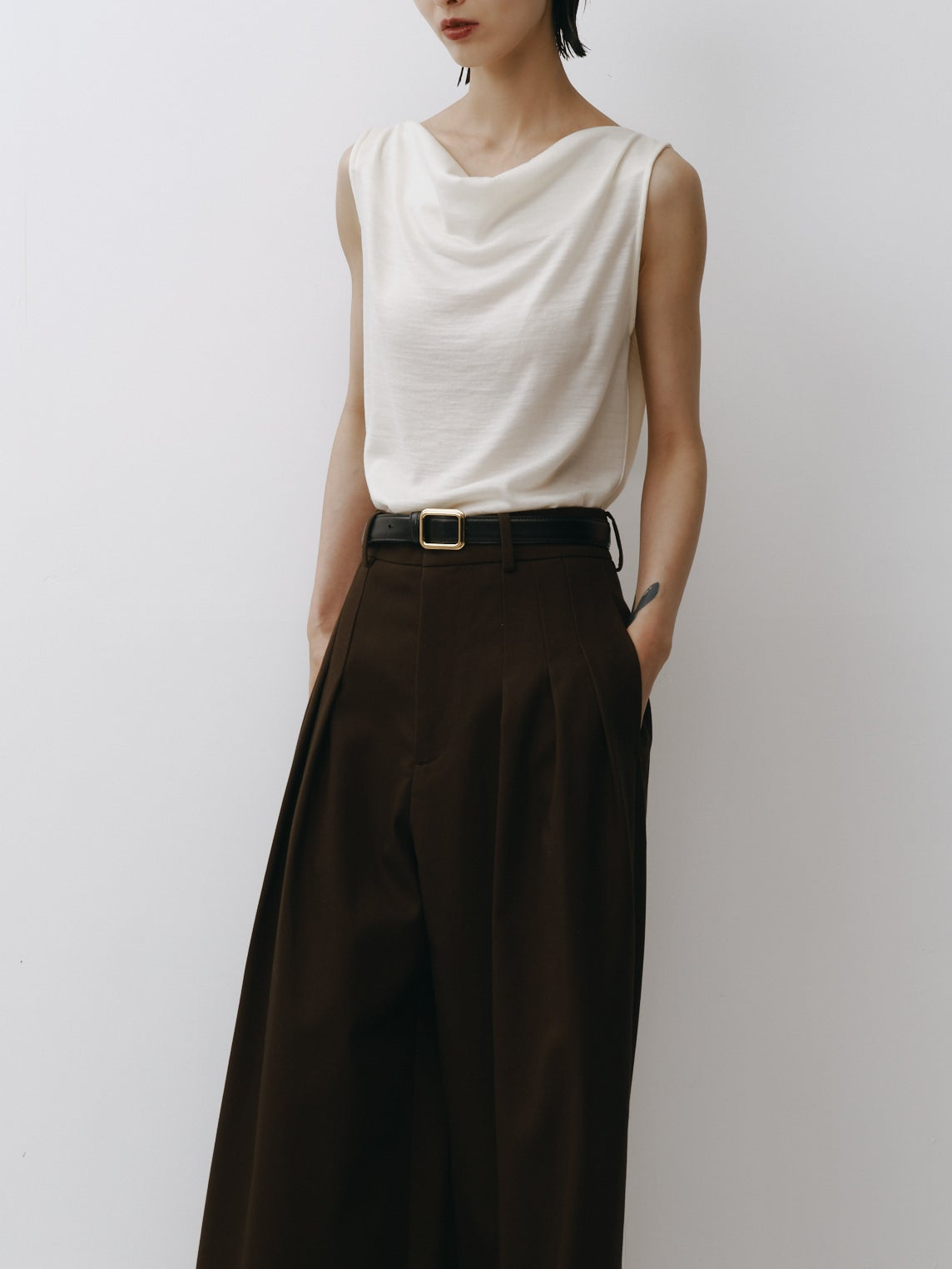 Drape Wool Sleeveless Tops(Ivory)