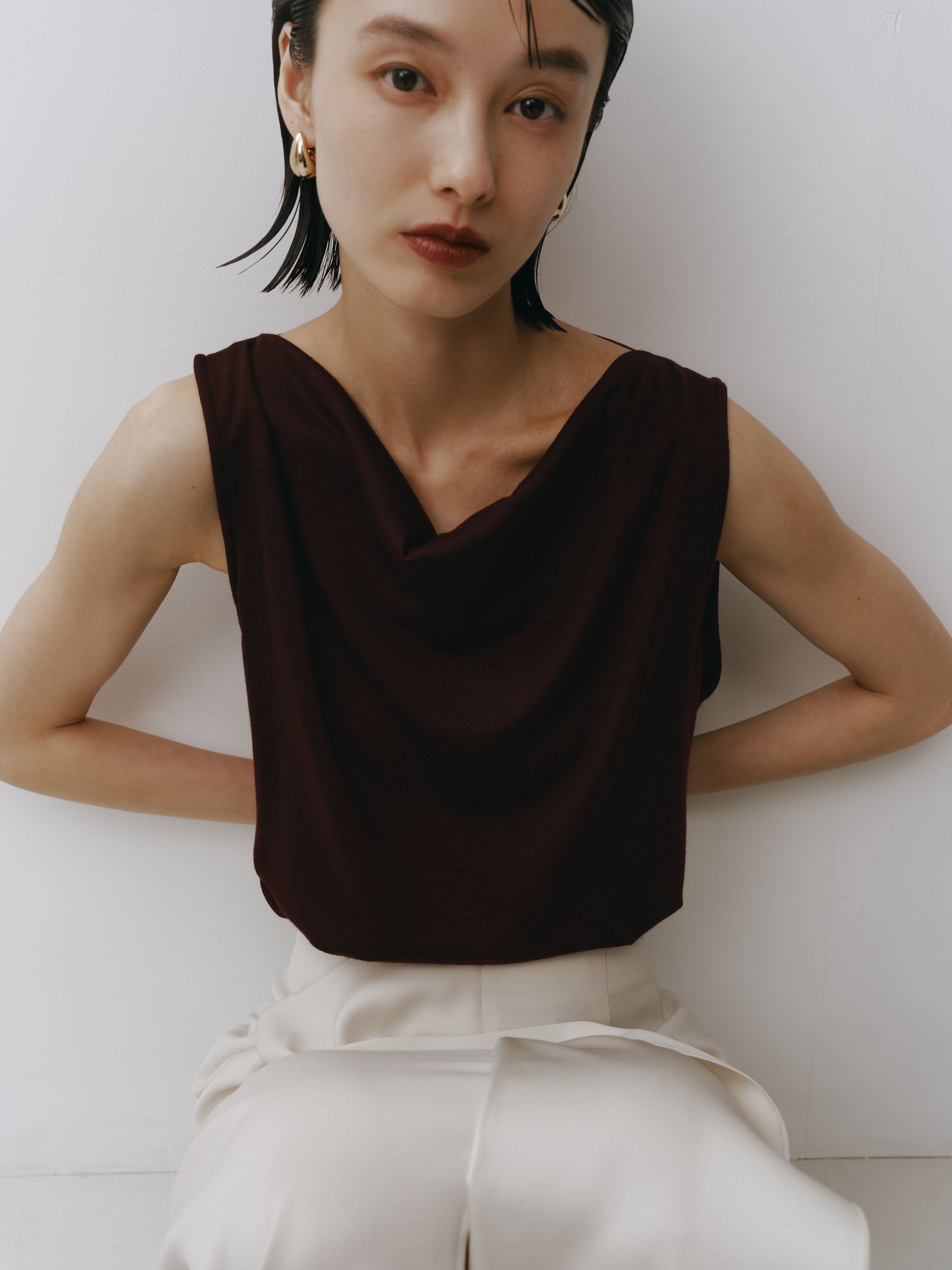 Drape Wool Sleeveless Tops(Burgundy)