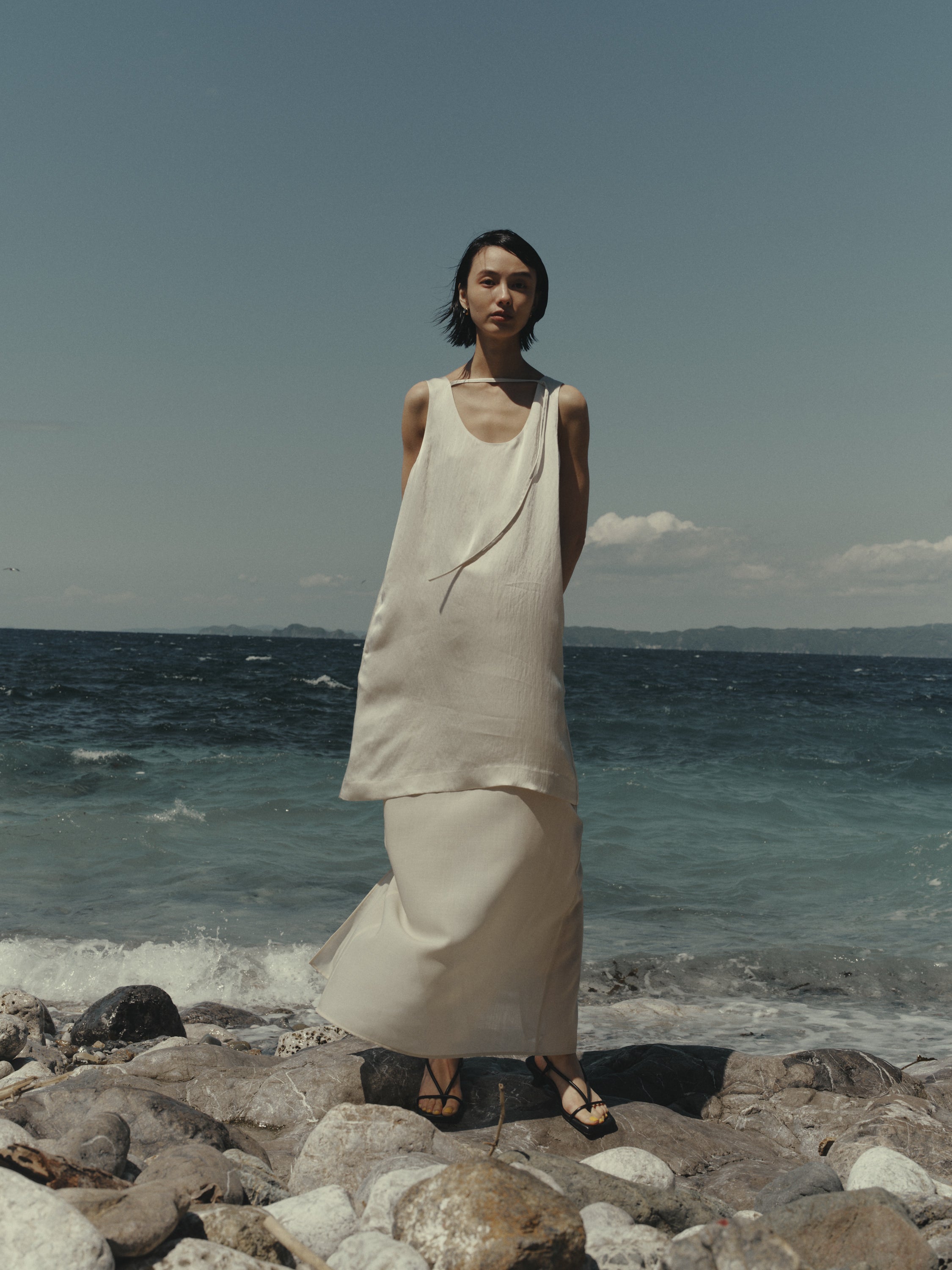 Triacetate Wool Hem Sheer Dress(Grayish Ivory)