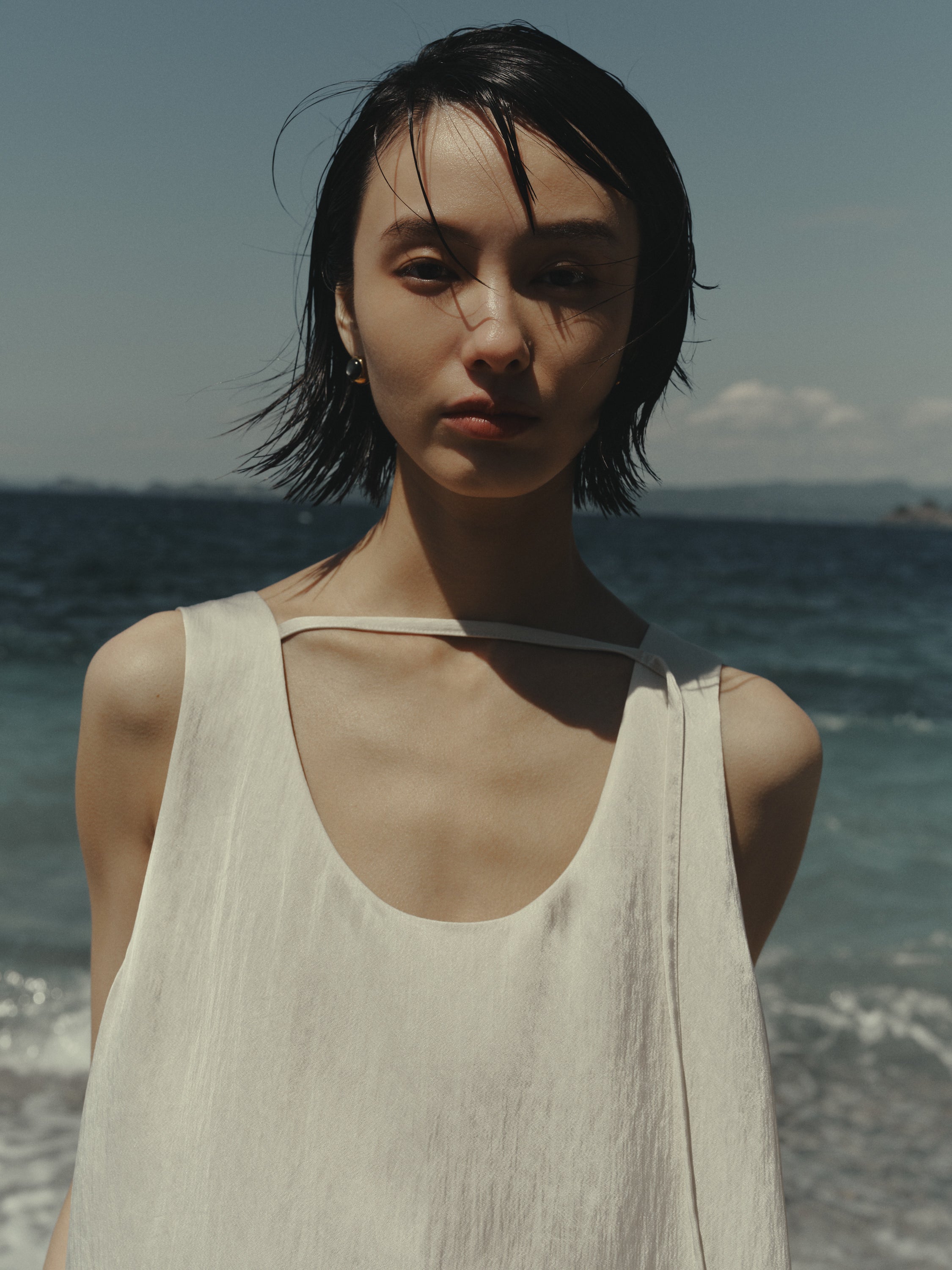 Triacetate Wool Hem Sheer Dress(Grayish Ivory)