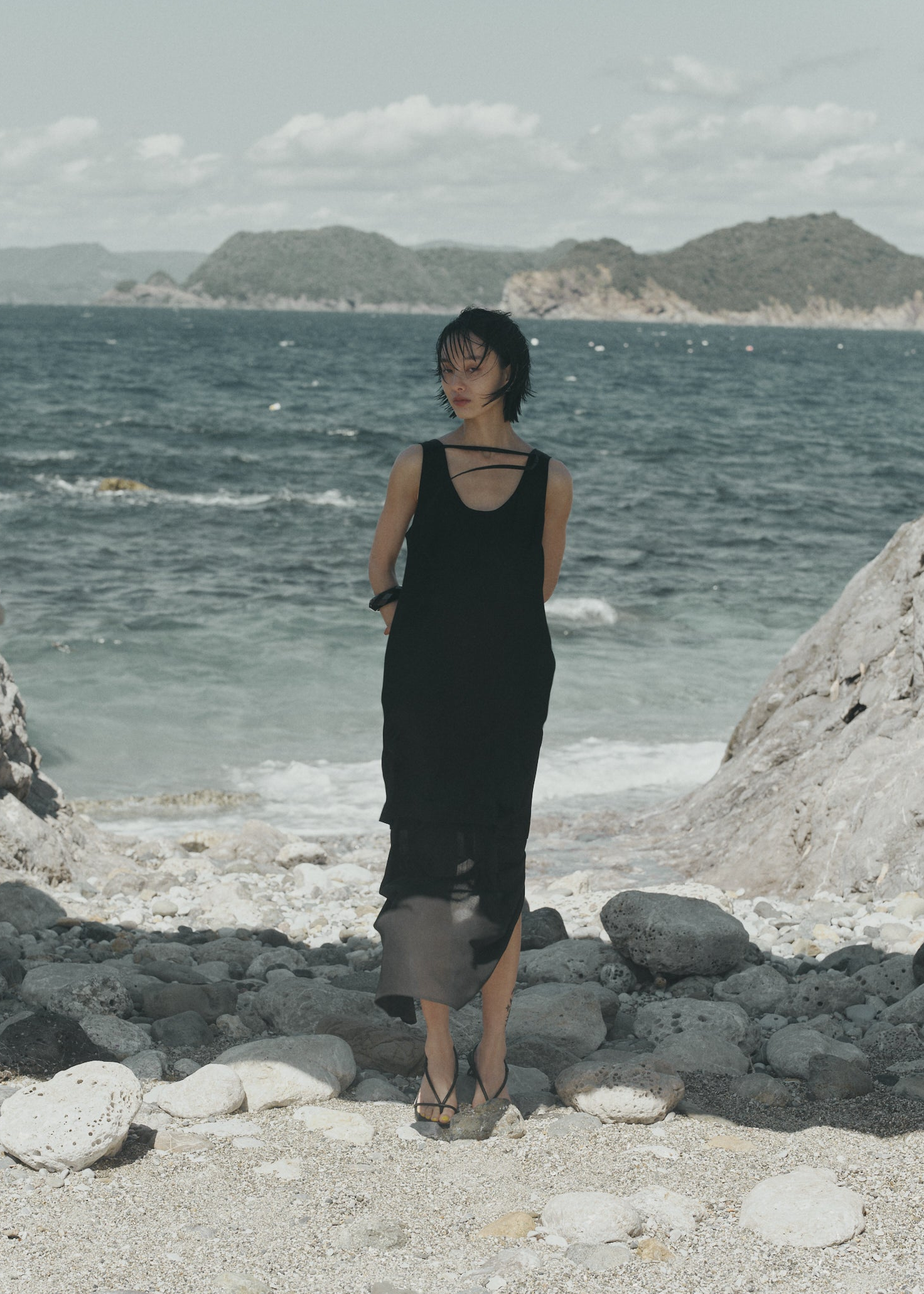 Triacetate Wool Hem Sheer Dress (Black)
