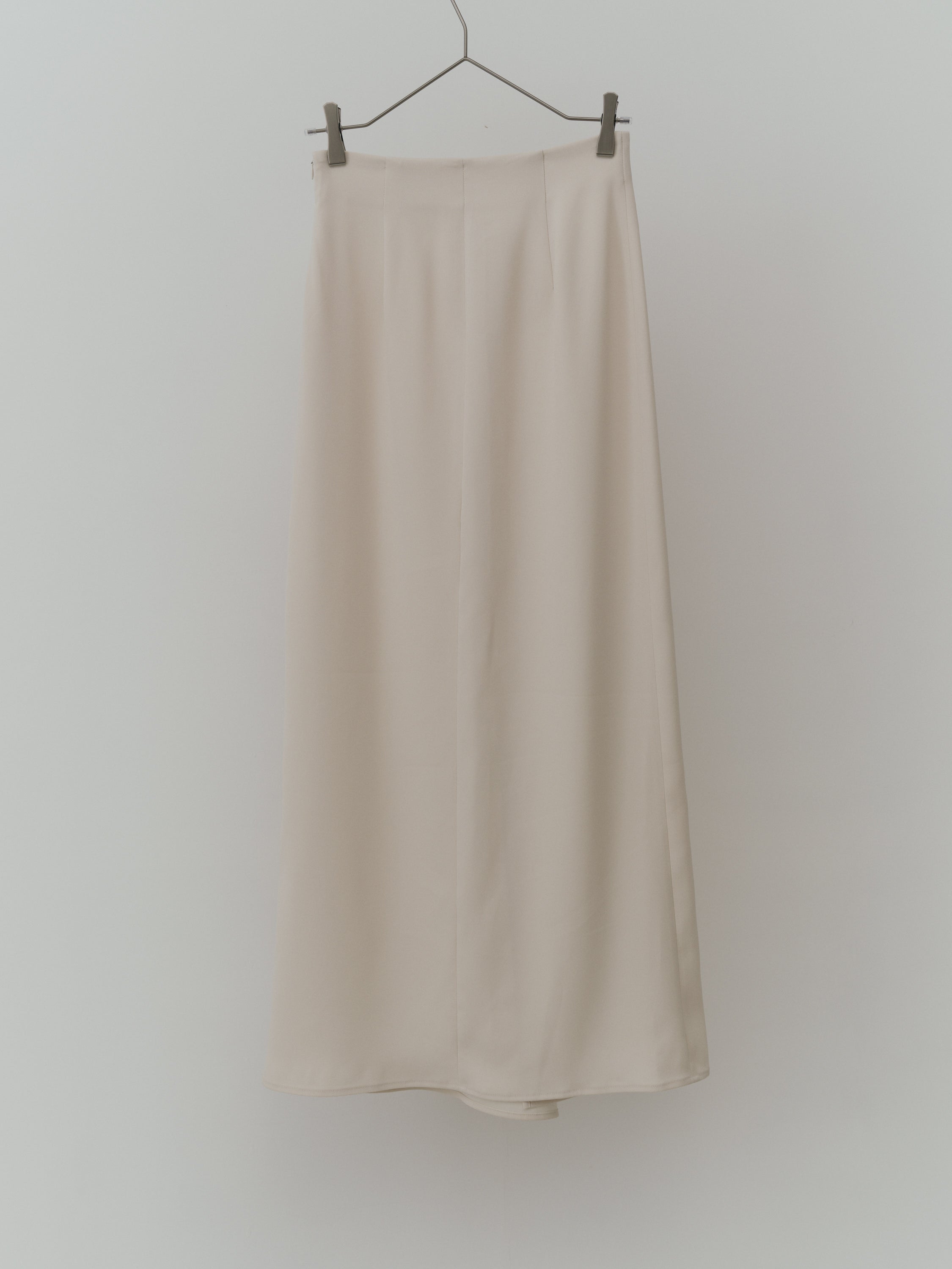 Triacetate Back Satin Skirt(Grayish Ivory)