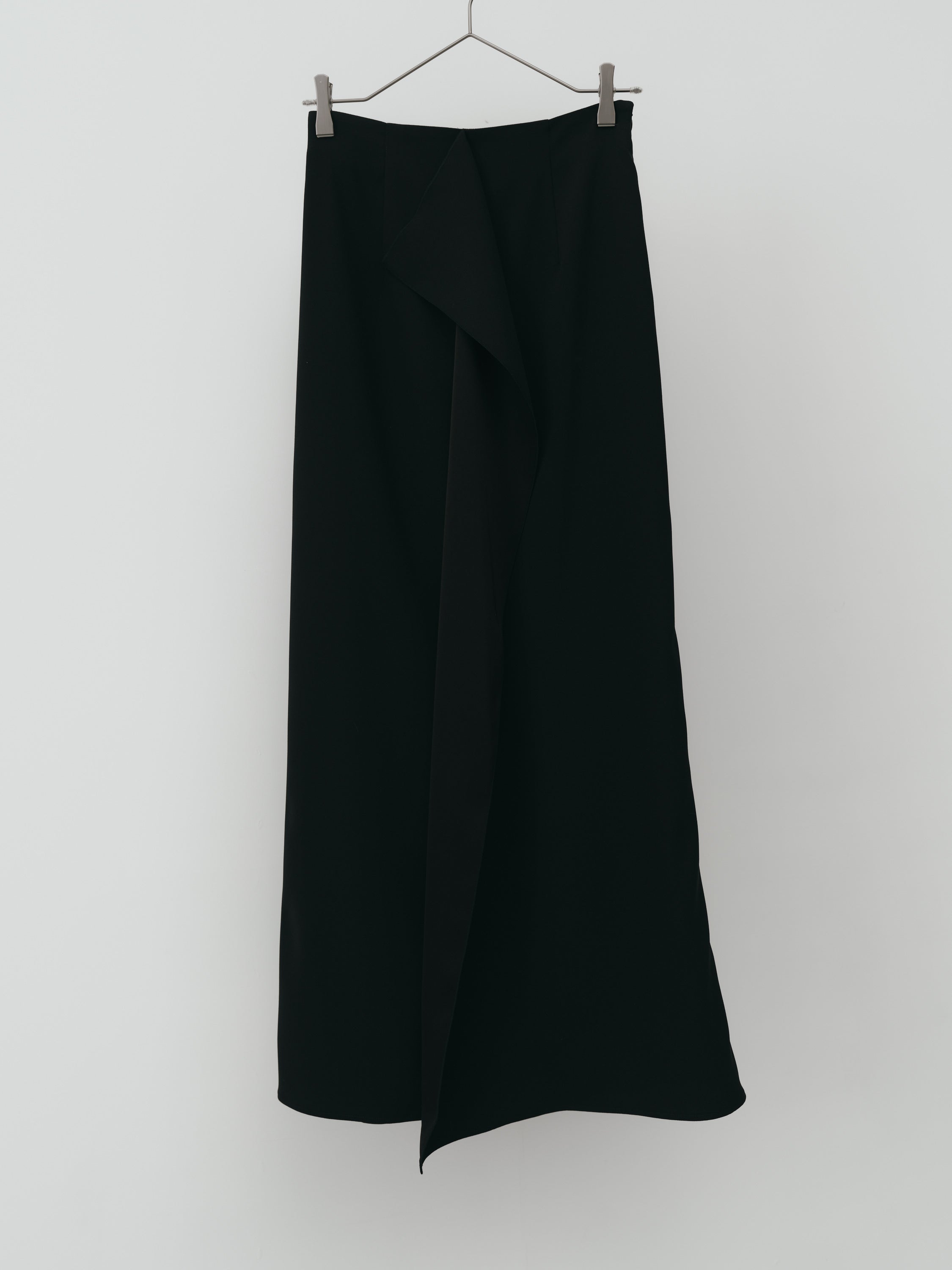 Triacetate Back Satin Skirt(Black)