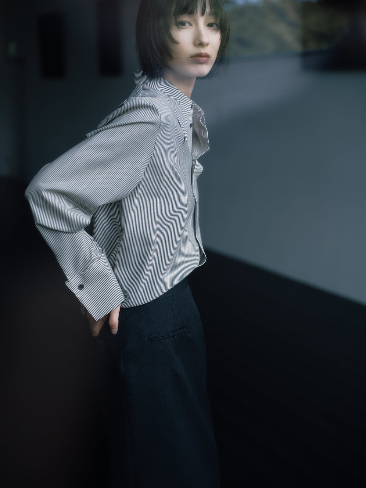 Silky Wool Dress Shirt［Black Stripe］