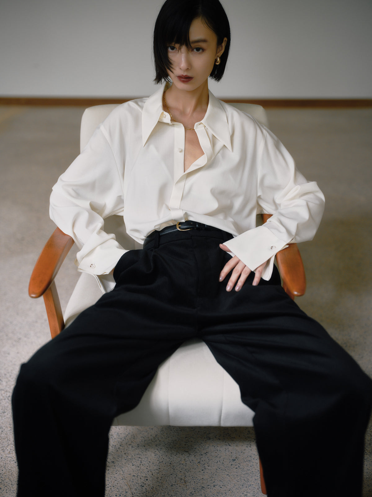Corduroy Wide Straight Trousers/Brisbane Moss［Ink Black］