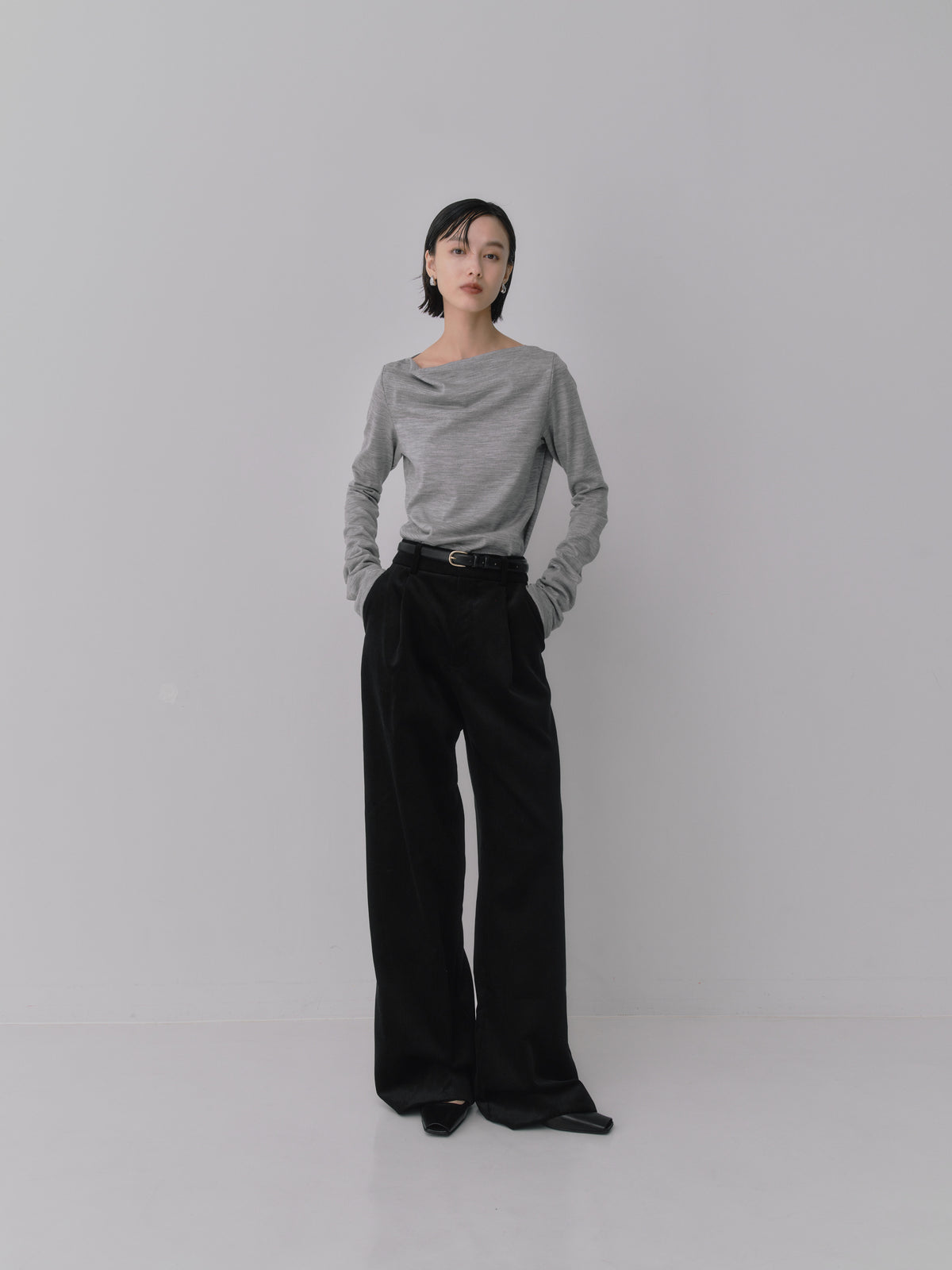 Wool Drape Long-Cuff Top ／ structured-drape［Top Light Gray］