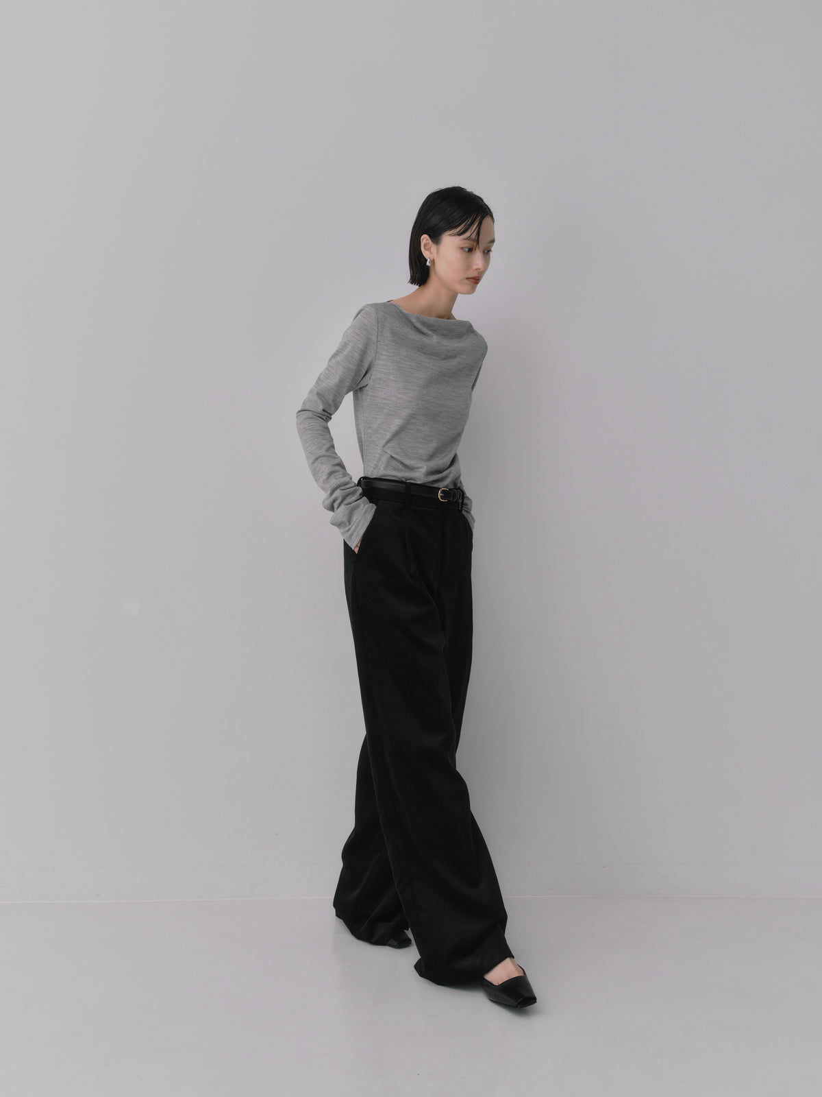 Wool Drape Long-Cuff Top ／ structured-drape［Top Light Gray］