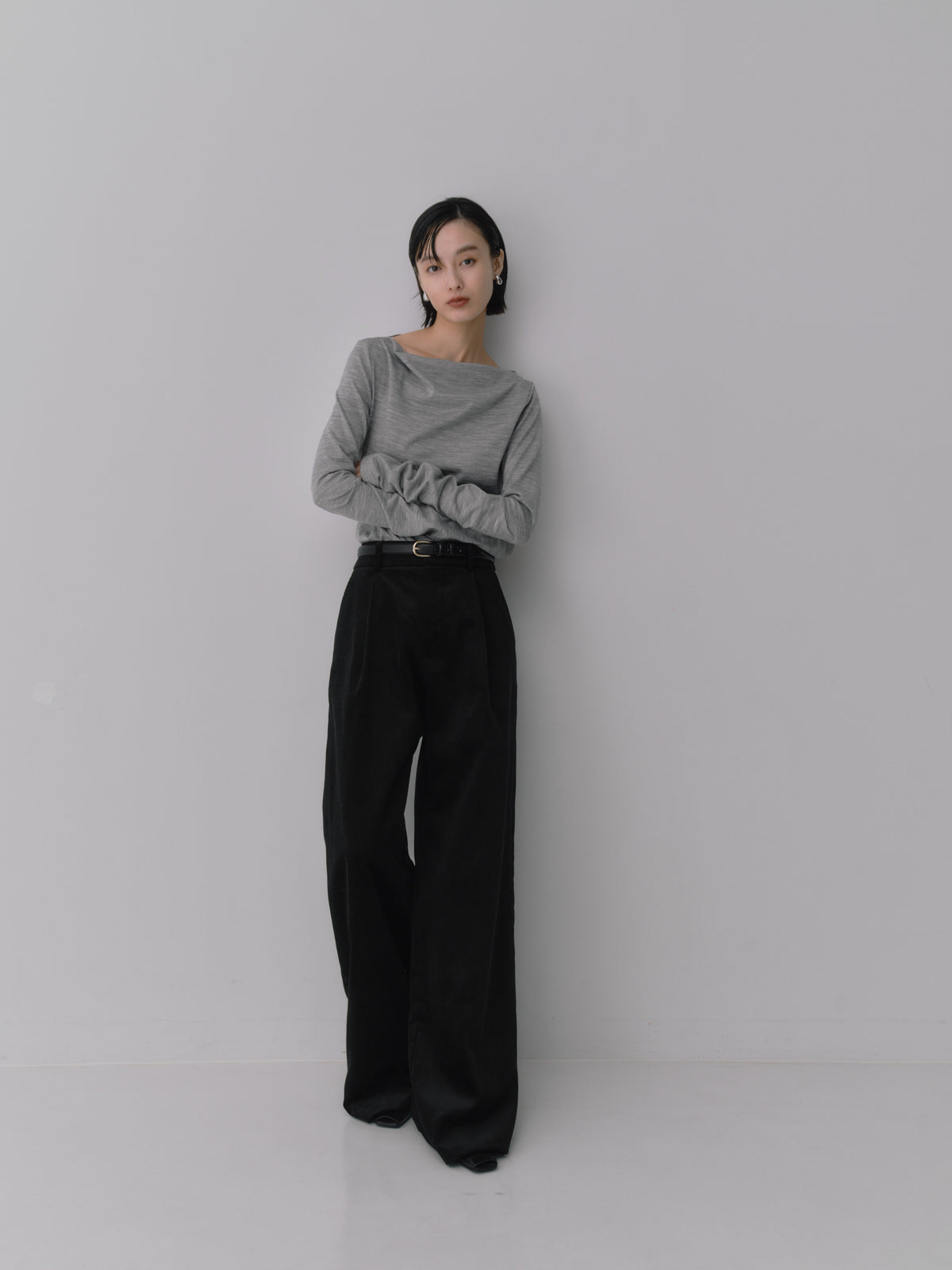 Corduroy Wide Straight Trousers/Brisbane Moss［Ink Black］