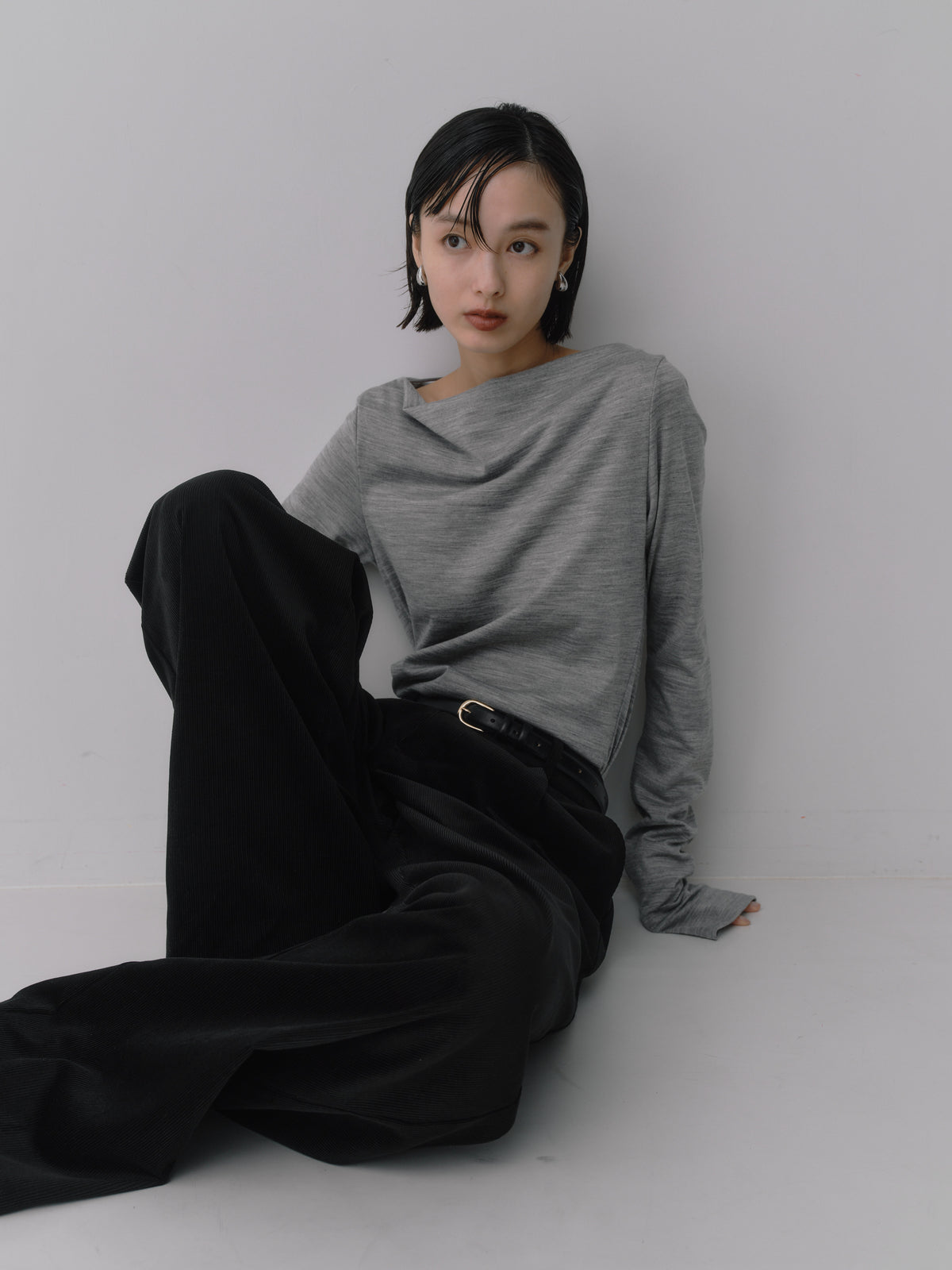Corduroy Wide Straight Trousers/Brisbane Moss［Ink Black］