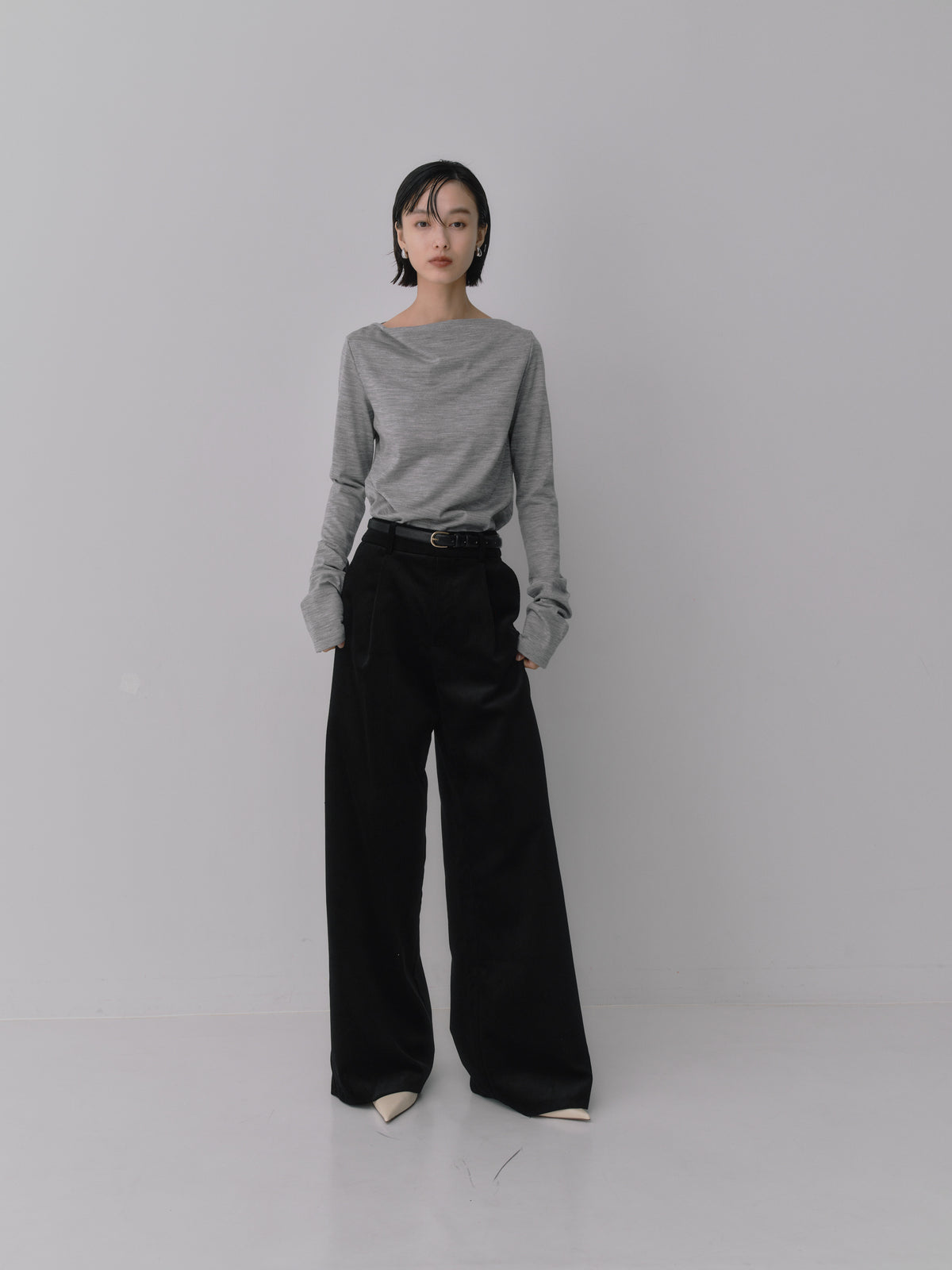 Wool Drape Long-Cuff Top ／ structured-drape［Top Light Gray］
