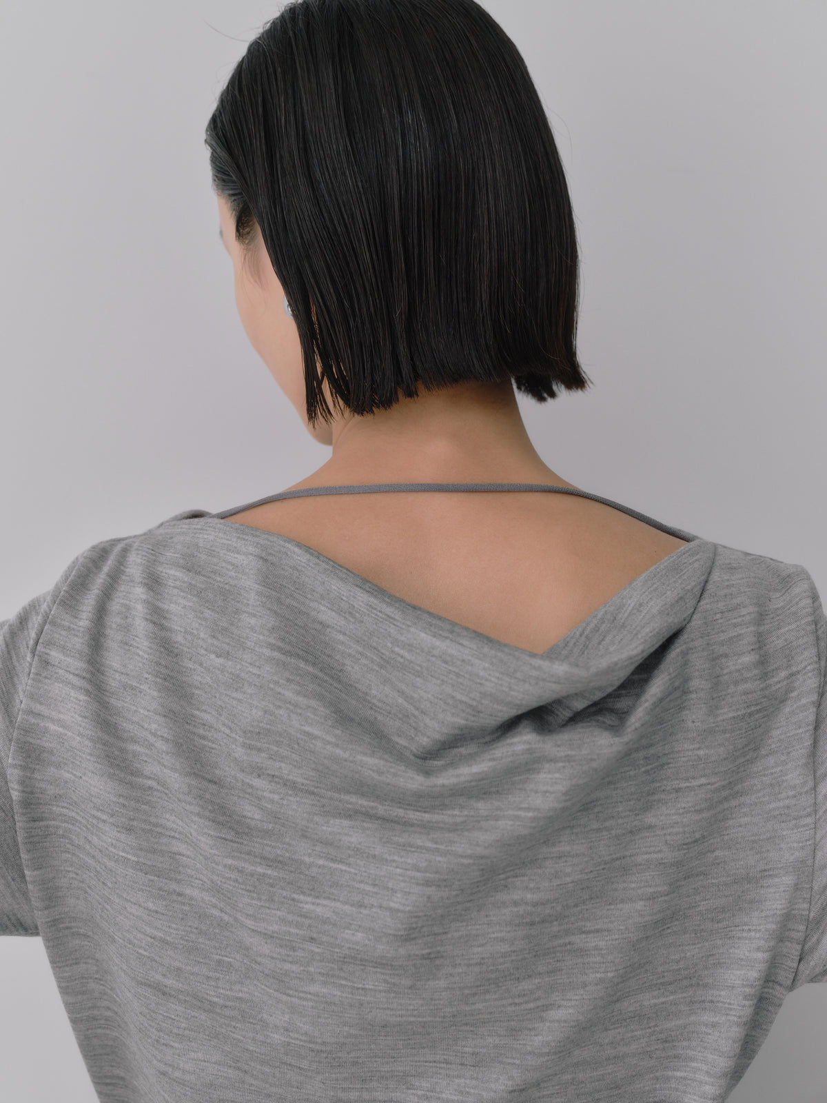 Wool Drape Long-Cuff Top ／ structured-drape［Top Light Gray］