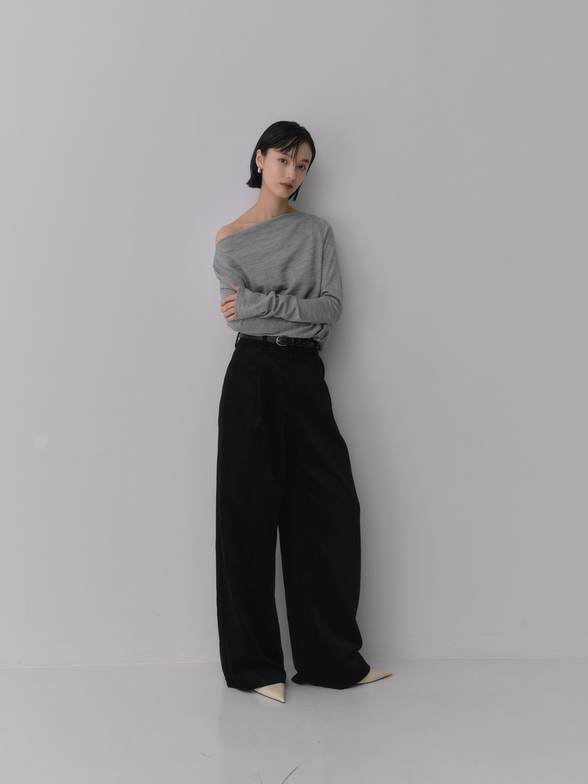Corduroy Wide Straight Trousers/Brisbane Moss［Ink Black］
