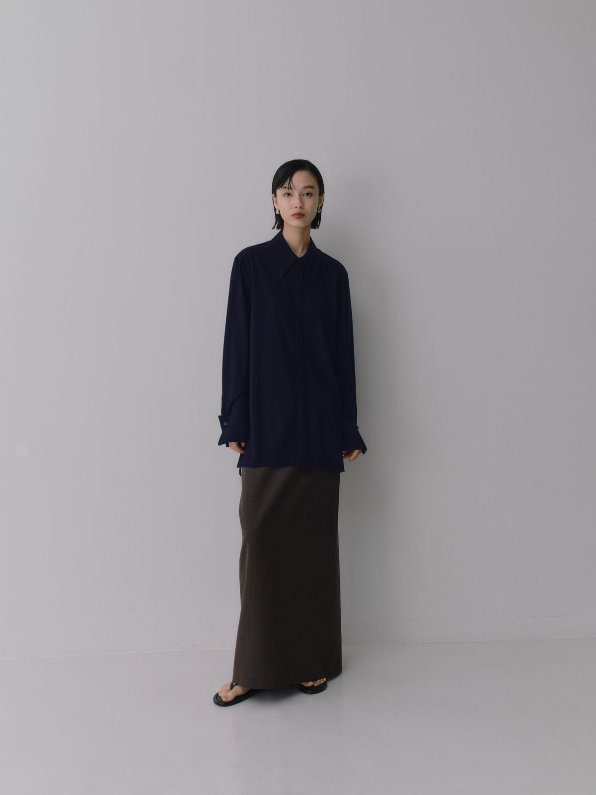 Silky Wool Dress Shirt［Navy］
