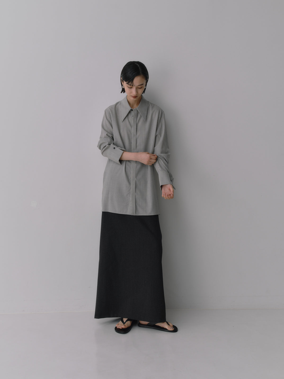 Wool Tailored I-Line Skirt［Top Gray］