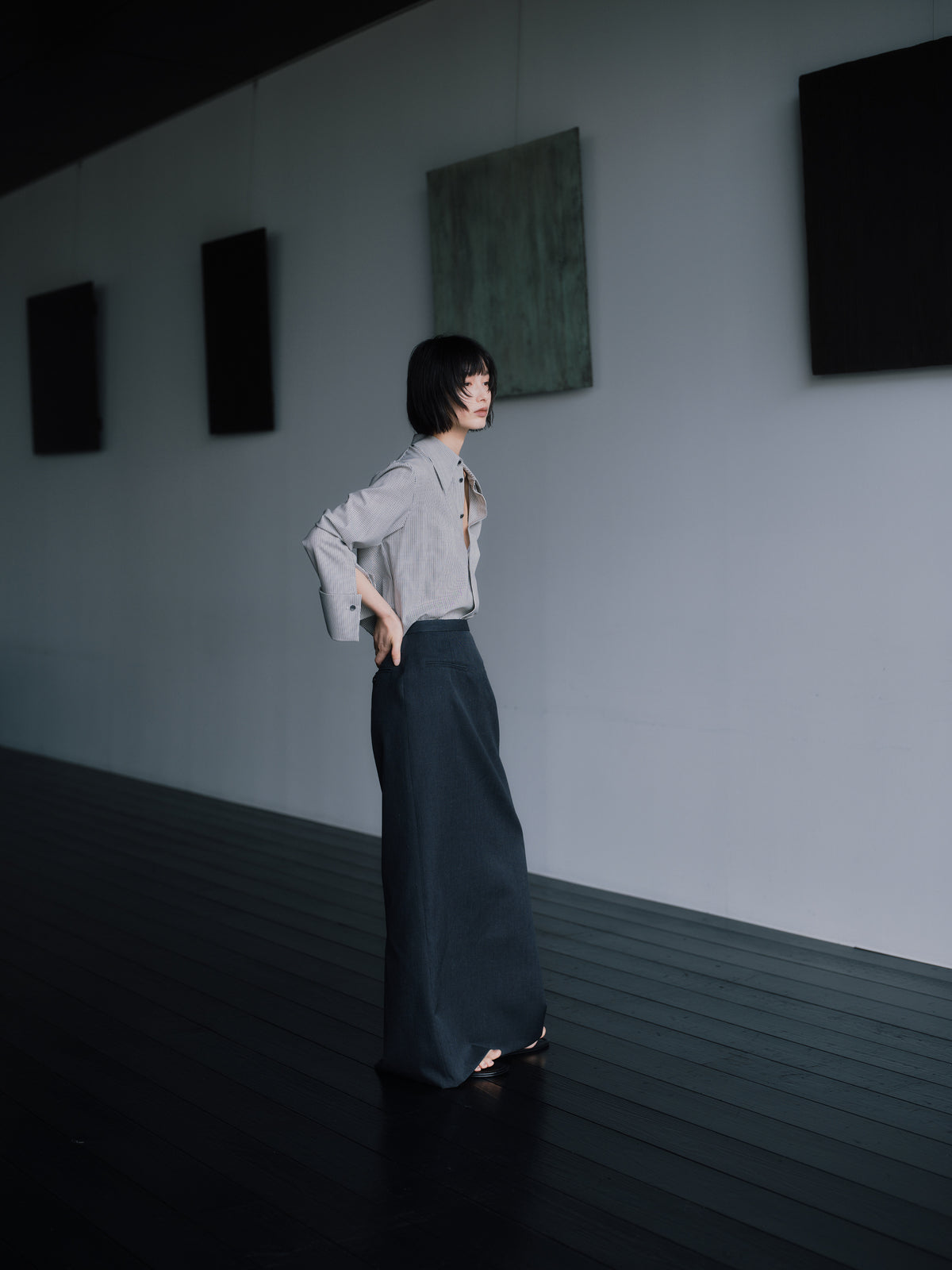 Silky Wool Dress Shirt［Black Stripe］