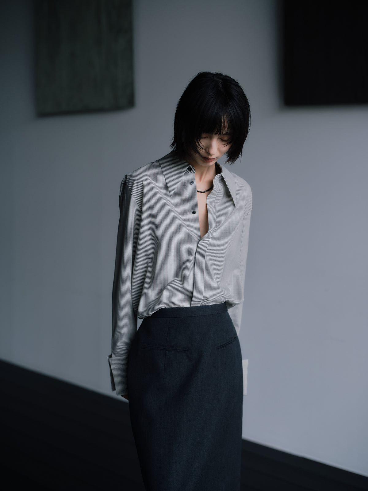 Silky Wool Dress Shirt［Black Stripe］
