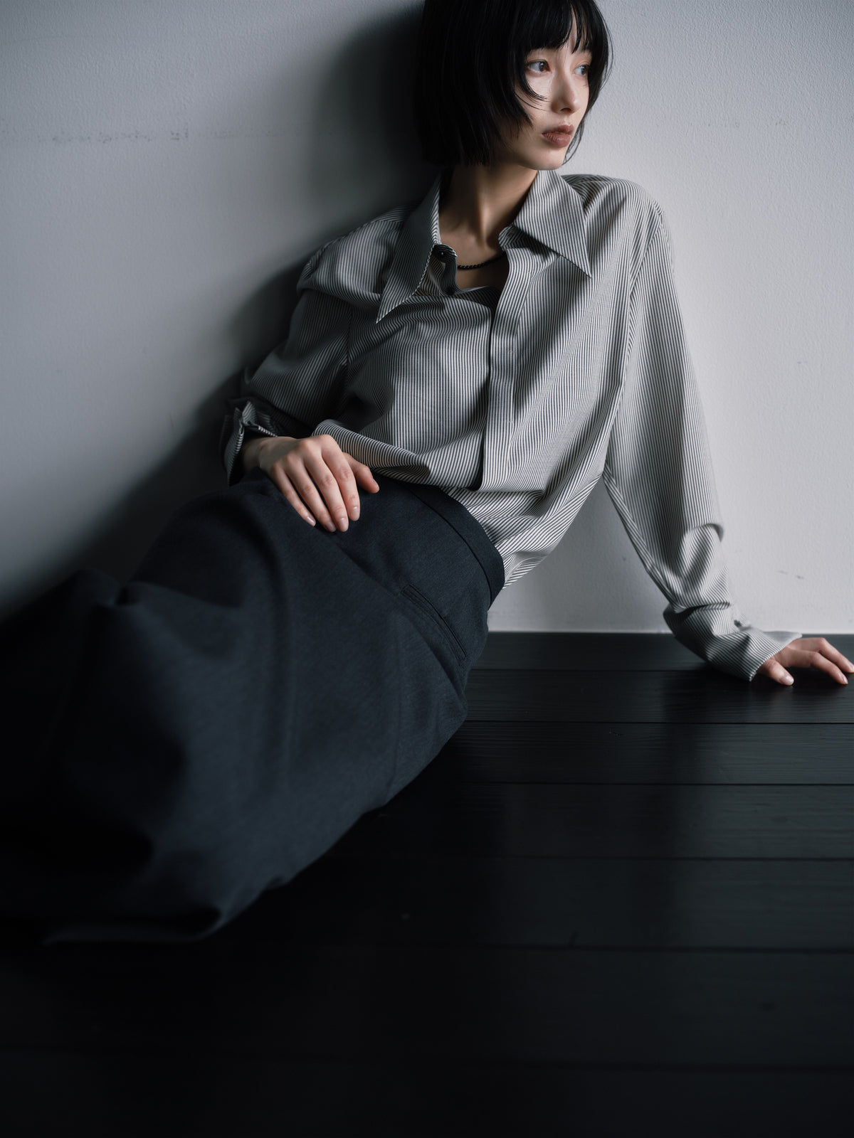 Wool Tailored I-Line Skirt［Top Gray］