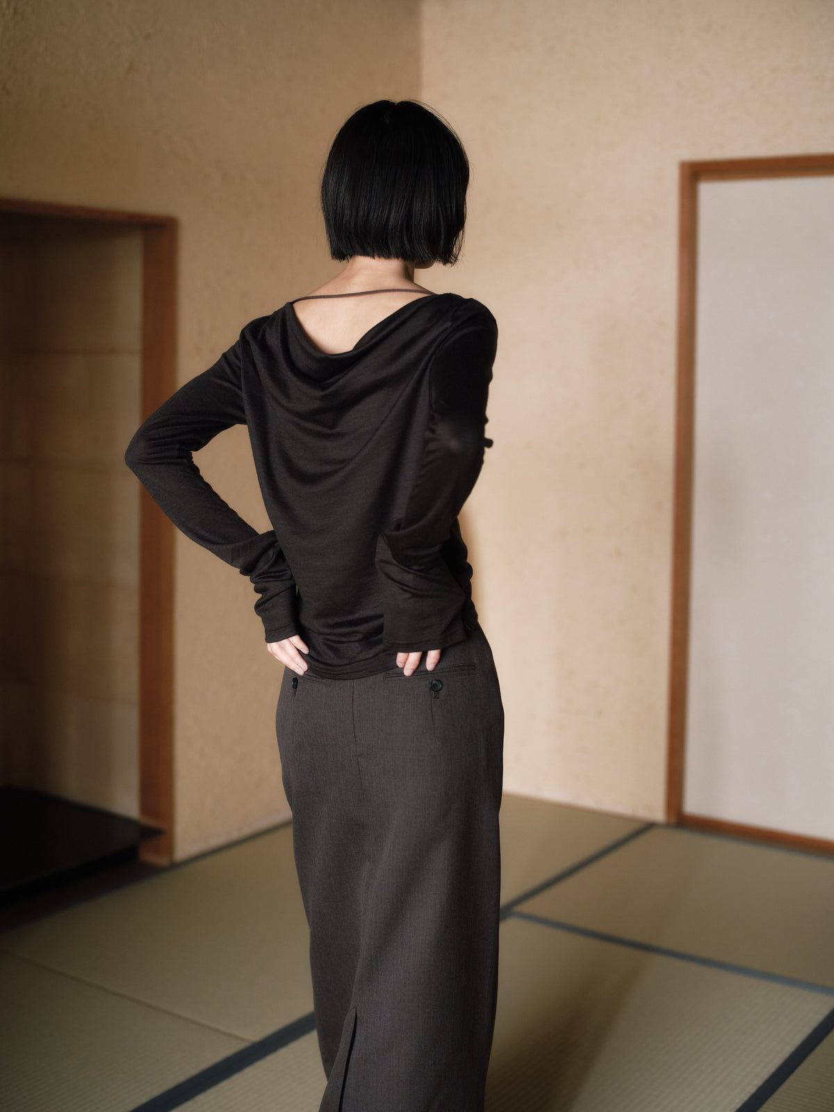 Wool Drape Long-Cuff Top／soft-drape［Violet Navy］